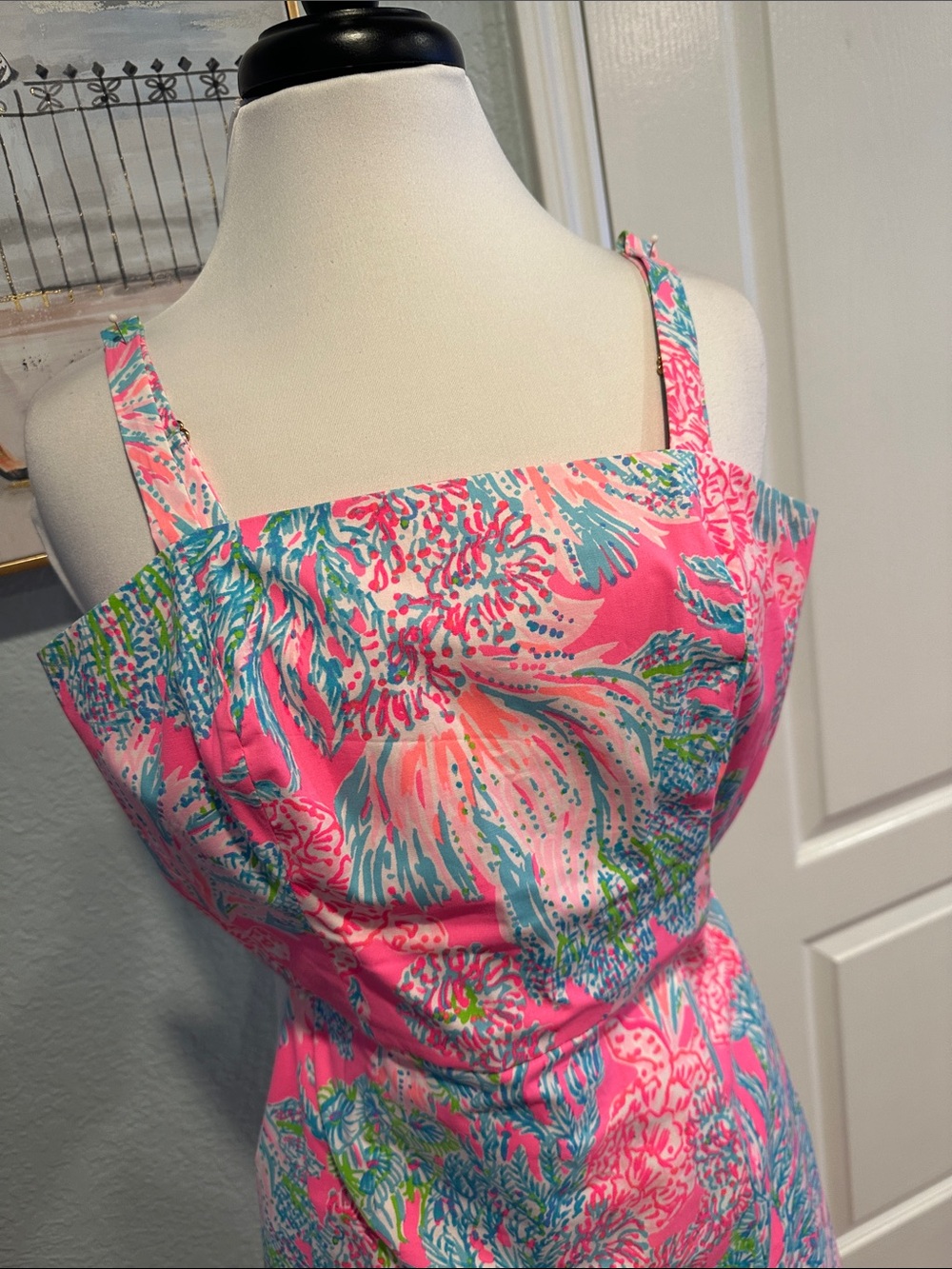 Lilly Pulitzer Sz 2 Pink Tropical Floral Sleeveless Romper • NEW! - Picture 2 of 12